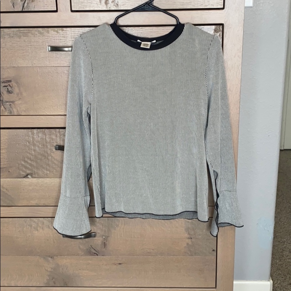 Women’s shirt